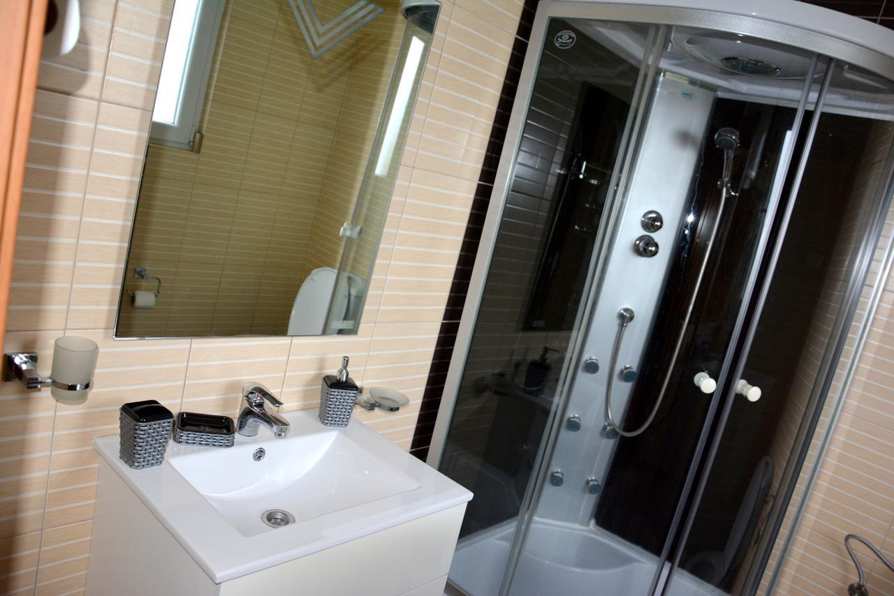 Montenegro Hostel B&B Ποντγορίτσα Εξωτερικό φωτογραφία