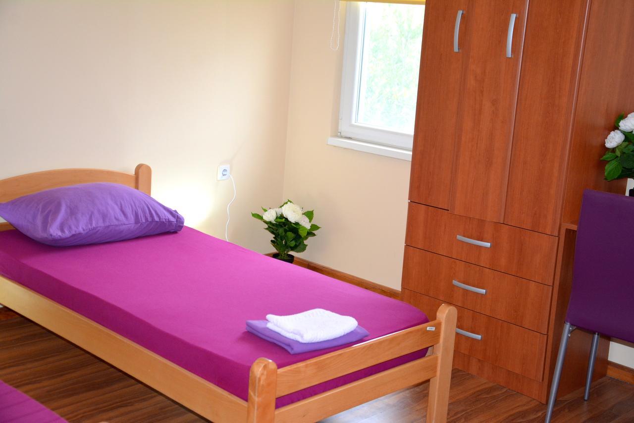Montenegro Hostel B&B Ποντγορίτσα Εξωτερικό φωτογραφία